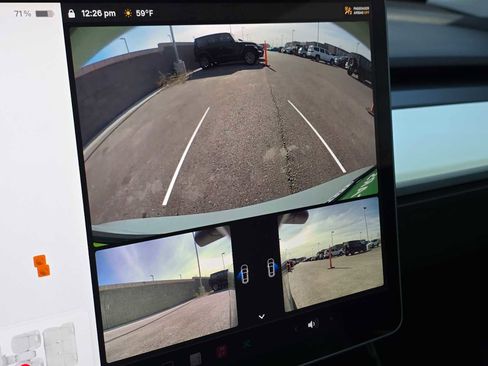 Used 2022 Tesla Model 3 Long Range image 26