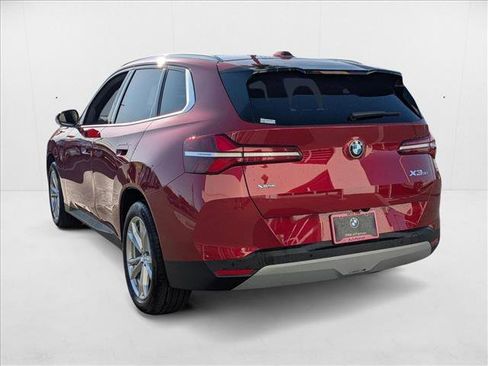 Used 2025 BMW X3 xDrive30i w/ Premium Package image 8