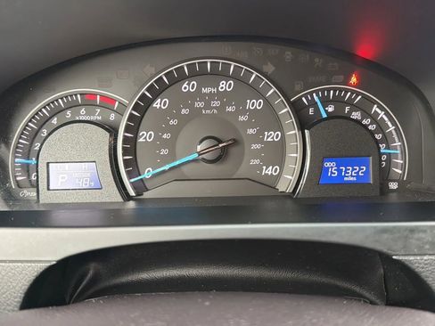 Used 2015 Toyota Camry LE FWD image 16