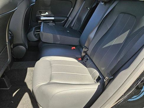 New 2025 Mercedes-Benz GLA 250 image 15