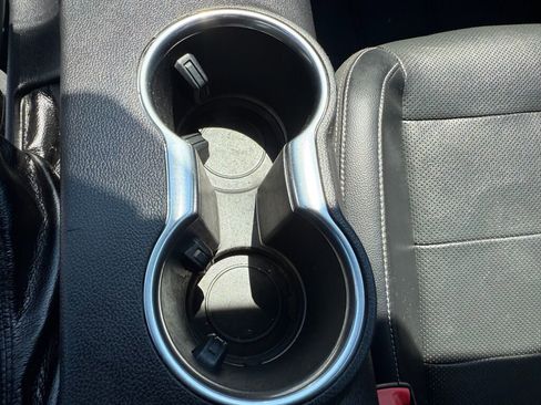 Used 2020 Ford Mustang Premium RWD image 22