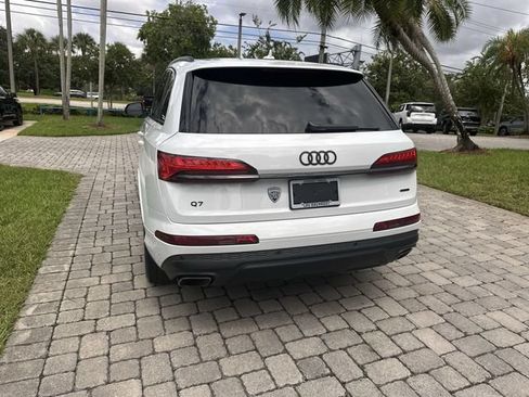 Used 2025 Audi Q7 2.0T Premium Plus w/ Premium Plus Package AWD/4WD image 35