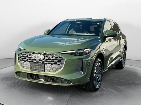 New 2025 Audi Q5 Premium Plus image 3