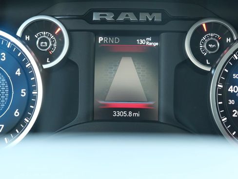Used 2026 RAM 2500 Warlock AWD/4WD image 4