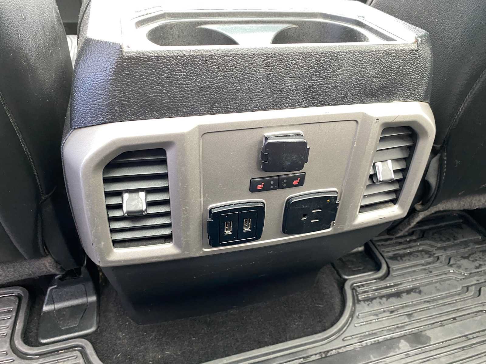 Used 2019 Ford F250 Lariat w/ Chrome Package AWD/4WD image 36