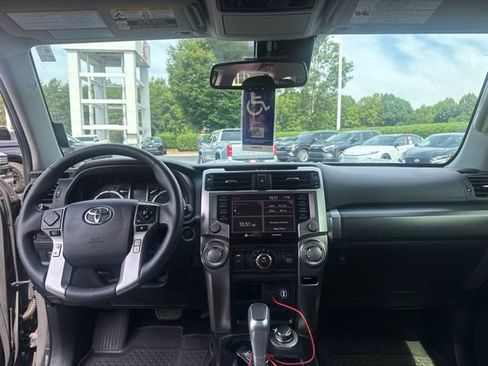 Used 2024 Toyota 4Runner TRD Sport w/ Technology Package AWD/4WD image 10