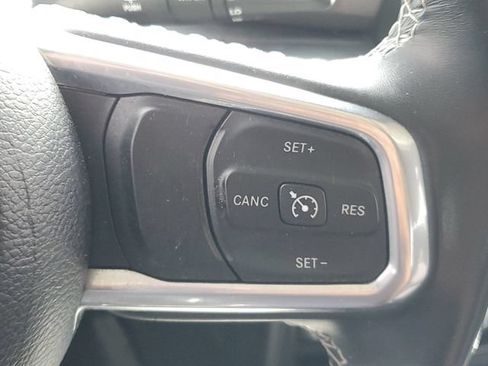 Used 2021 Jeep Wrangler Unlimited Sahara AWD/4WD image 22