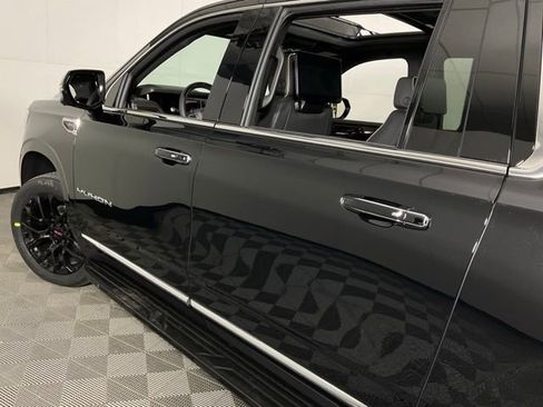 New 2026 GMC Yukon XL Elevation w/ Elevation Premium Package AWD/4WD image 43