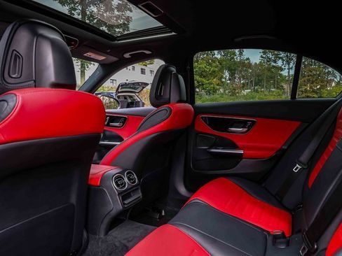 Used 2023 Mercedes-Benz C 300 4MATIC Sedan image 21