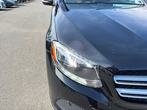 Used 2016 Mercedes-Benz GLC 300 4MATIC image 28