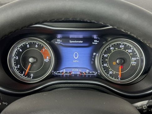 Used 2022 Jeep Cherokee Latitude Lux w/ Sun & Sound Group image 33