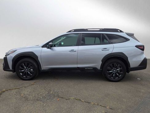 Used 2025 Subaru Outback Onyx Edition w/ Popular Package #2 AWD/4WD image 7