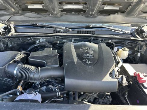 Used 2023 Toyota Tacoma TRD Sport w/ Technology Package RWD image 16