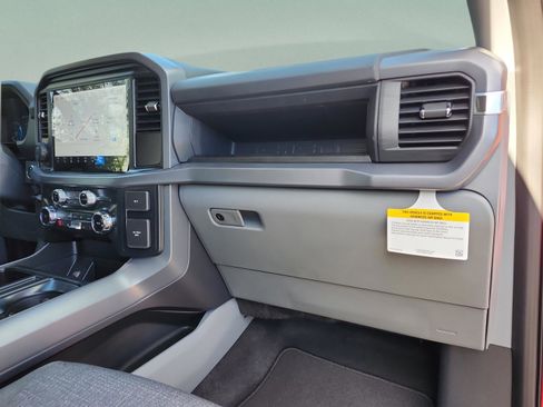 New 2025 Ford F150 Lightning XLT image 14
