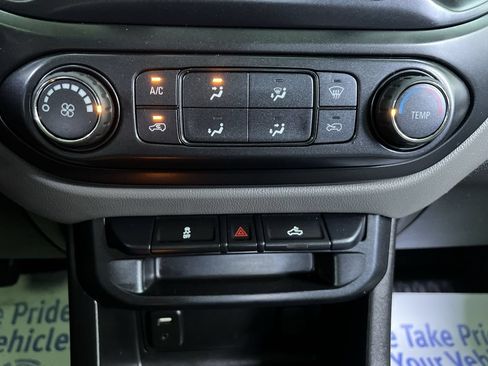 Used 2017 Chevrolet Colorado W/T RWD image 22