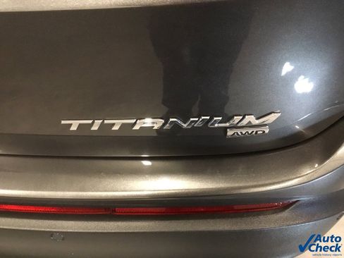 Used 2017 Ford Edge Titanium w/ Equipment Group 302A image 15