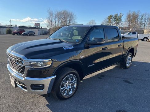 New 2026 RAM 1500 4x4 Crew Cab image 5