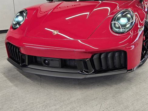 Used 2025 Porsche 911 Carrera GTS image 25
