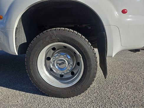 Used 2008 Ford F450 XLT image 5