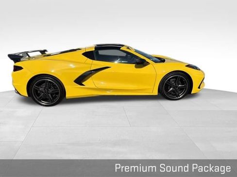 Used 2025 Chevrolet Corvette Stingray Coupe w/ 1LT RWD image 17
