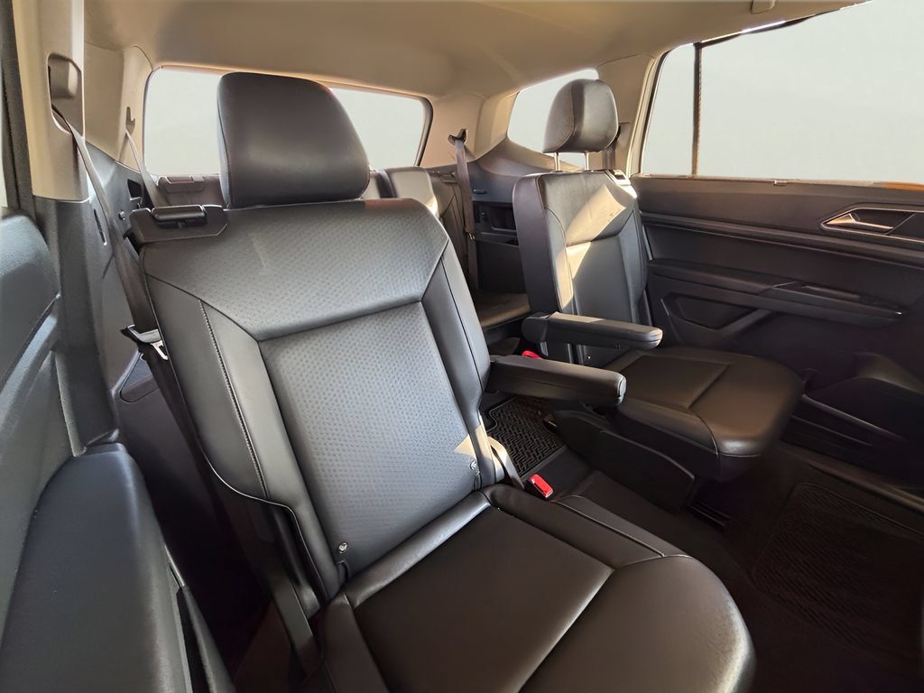 Used 2019 Volkswagen Atlas SE w/ Panoramic Sunroof Package FWD image 10