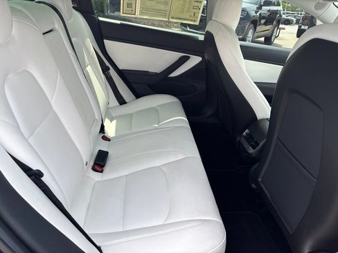 Used 2019 Tesla Model 3 AWD/4WD image 18