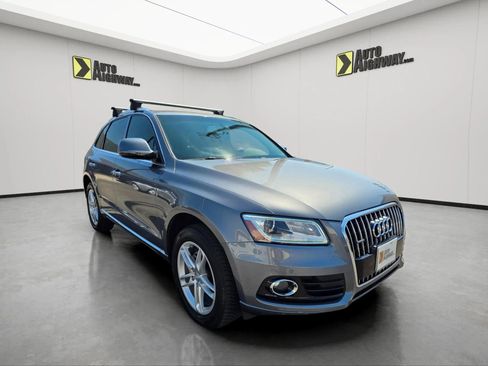 Used 2017 Audi Q5 2.0T Premium Plus w/ Technology Package image 9