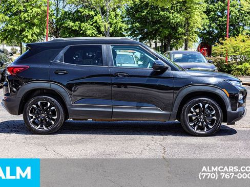 Used 2023 Chevrolet TrailBlazer LT AWD/4WD image 10