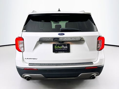 Used 2023 Ford Explorer Limited image 7