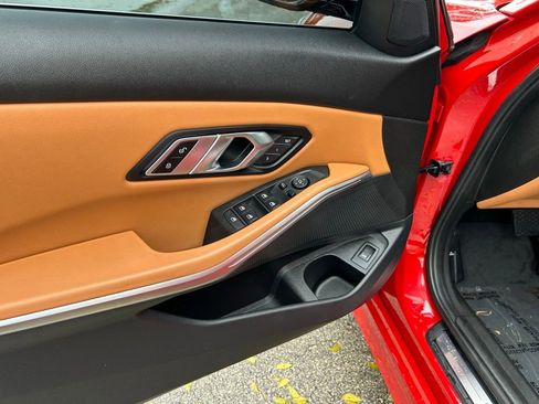 Used 2022 BMW 330i Sedan w/ Driving Assistance Package RWD image 15