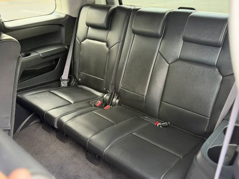 Used 2010 Honda Pilot EX-L image 16