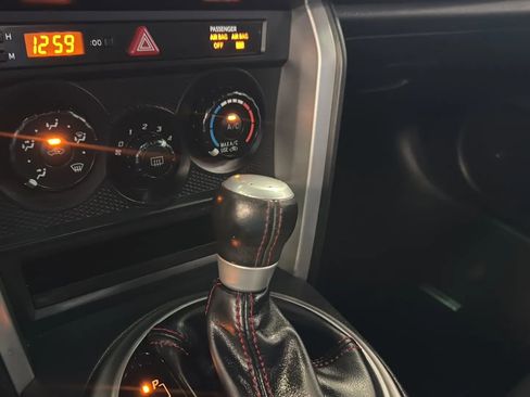Used 2013 Scion FR-S RWD image 18
