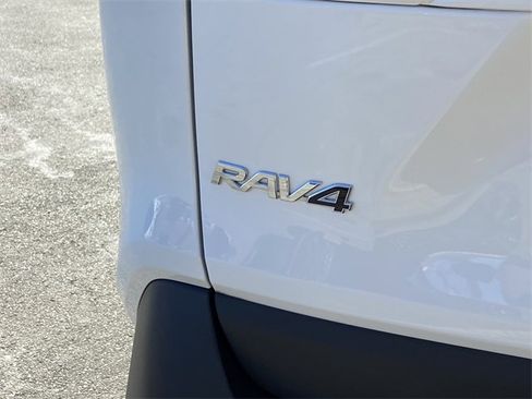 Used 2023 Toyota RAV4 LE image 30