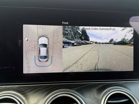 Used 2022 Mercedes-Benz E 350 Sedan w/ Driver Assistance Package image 33