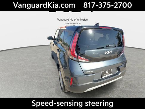Certified 2025 Kia Soul LX w/ LX Technology Package FWD image 7