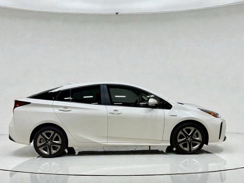 Used 2020 Toyota Prius XLE image 7
