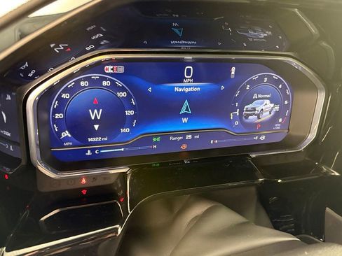 Used 2025 Chevrolet Silverado 1500 LT Trail Boss w/ Convenience Package II image 31