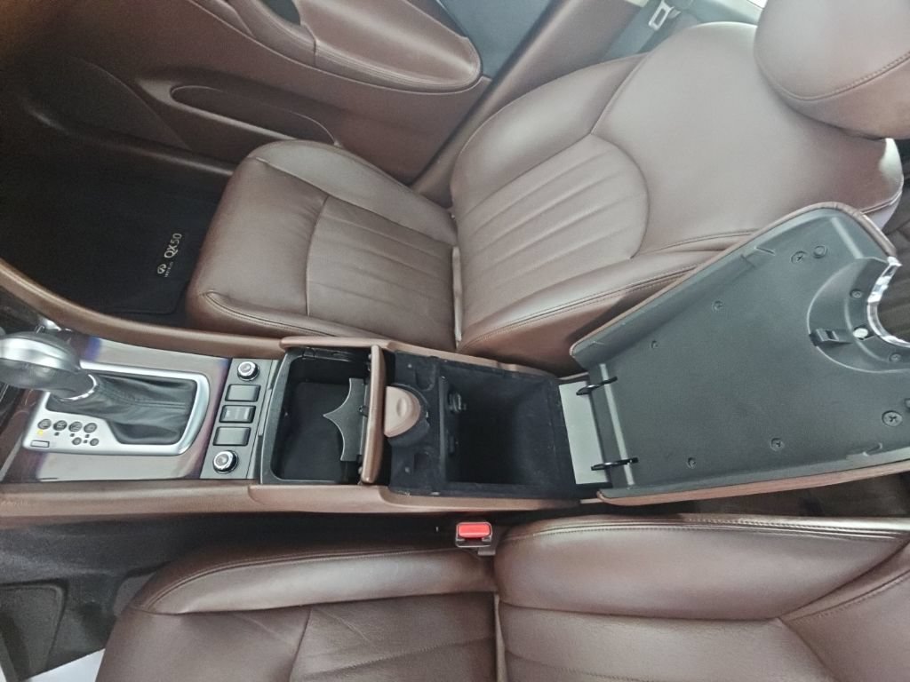 Used 2017 INFINITI QX50 2WD w/ Premium Package image 28
