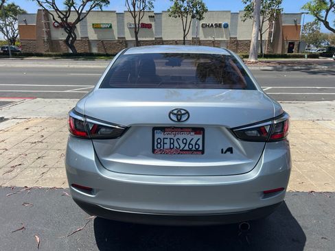 Used 2018 Toyota Yaris iA FWD image 7
