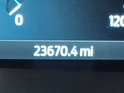 Used 2022 Ford F150 Lightning Lariat image 21