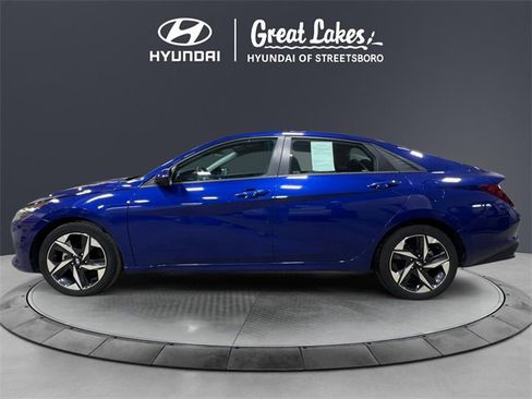 Certified 2023 Hyundai Elantra SEL w/ Convenience Package image 2