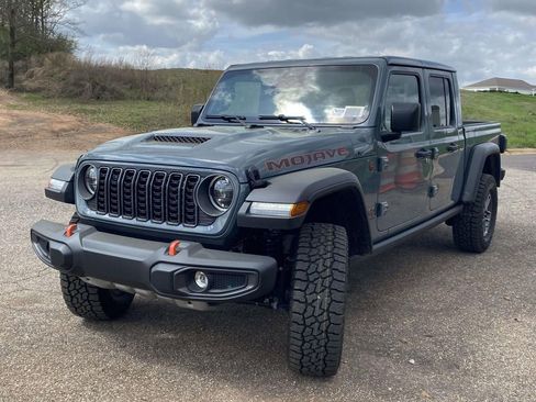 New 2026 Jeep Gladiator Mojave AWD/4WD image 29