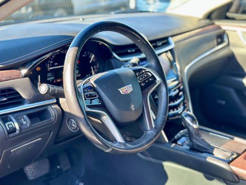 Used 2019 Cadillac XTS Luxury FWD image 11