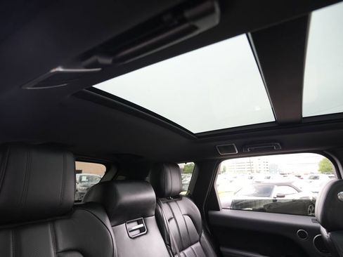 Used 2015 Land Rover Range Rover Sport HSE AWD/4WD image 32