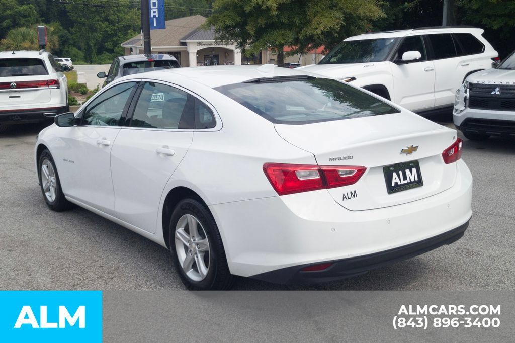 Used 2024 Chevrolet Malibu LT FWD image 9