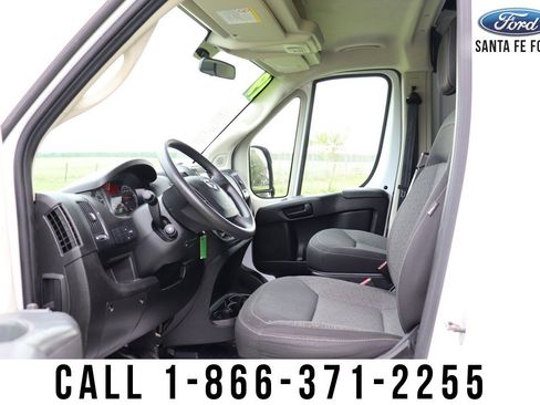 Used 2019 RAM ProMaster 2500 w/ Premium Appearance Group image 17
