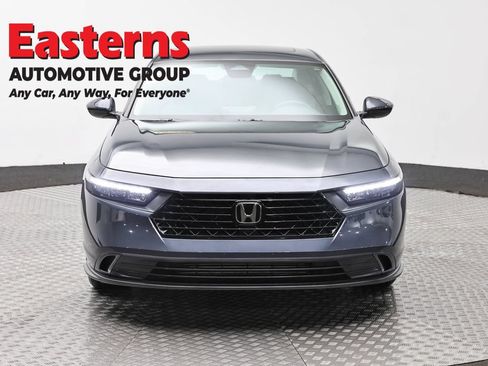 Used 2024 Honda Accord EX image 2