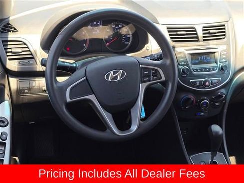 Used 2017 Hyundai Accent SE FWD image 11