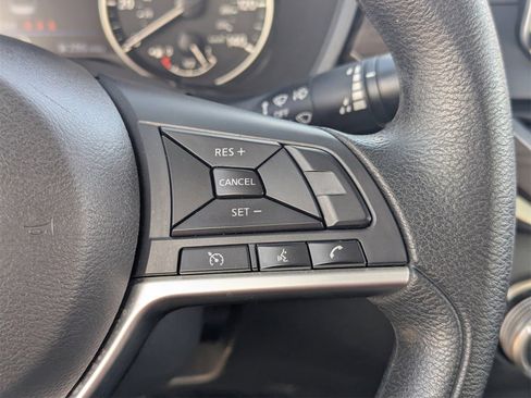 Used 2024 Nissan Altima 2.5 SV image 23