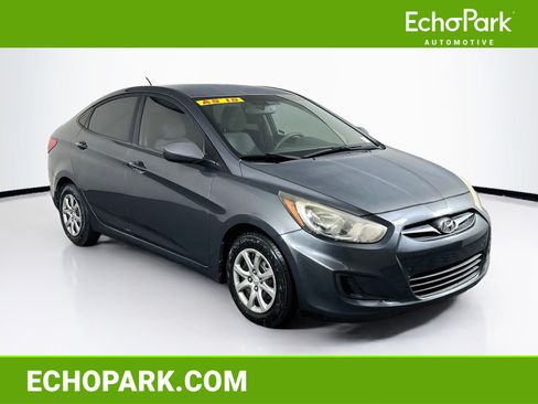 Used 2012 Hyundai Accent GLS FWD image 1